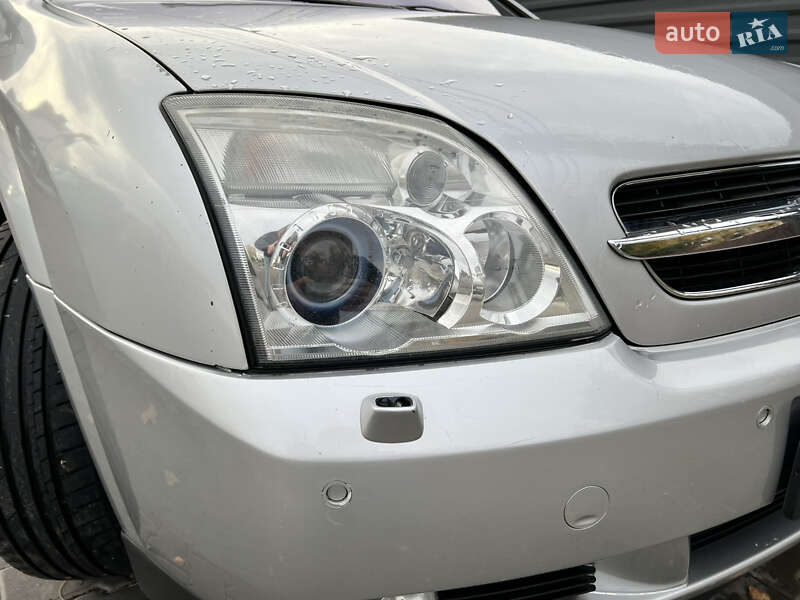 Седан Opel Vectra 2004 в Вишневому фото 13 Седан Opel Vectra 2004 в Вишневому