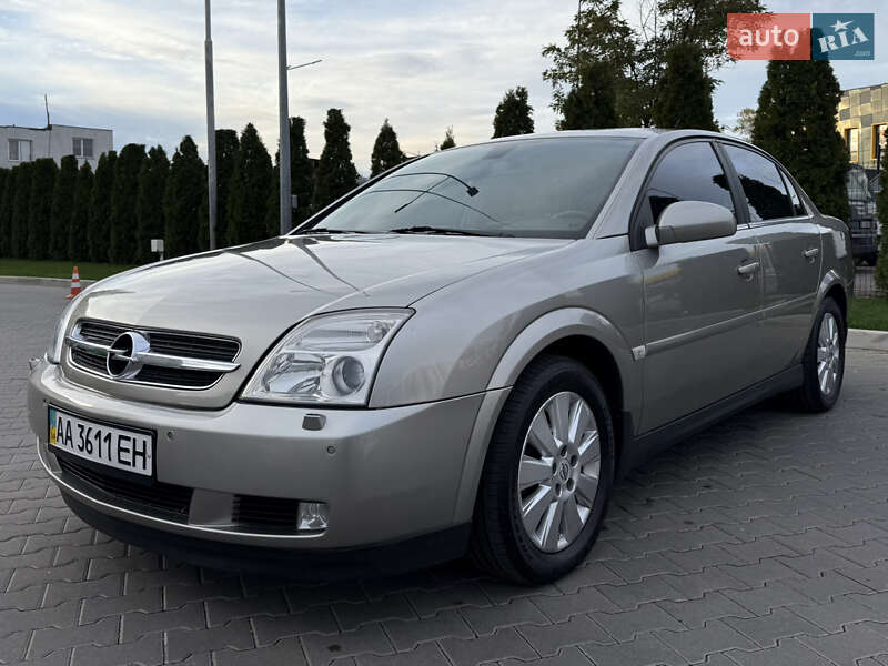 Седан Opel Vectra 2004 в Києві
