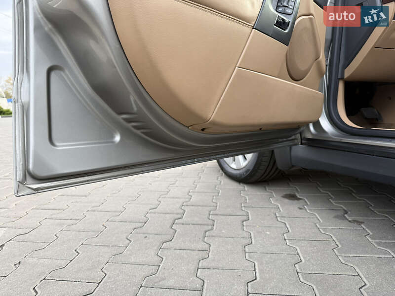 Седан Opel Vectra 2004 в Києві