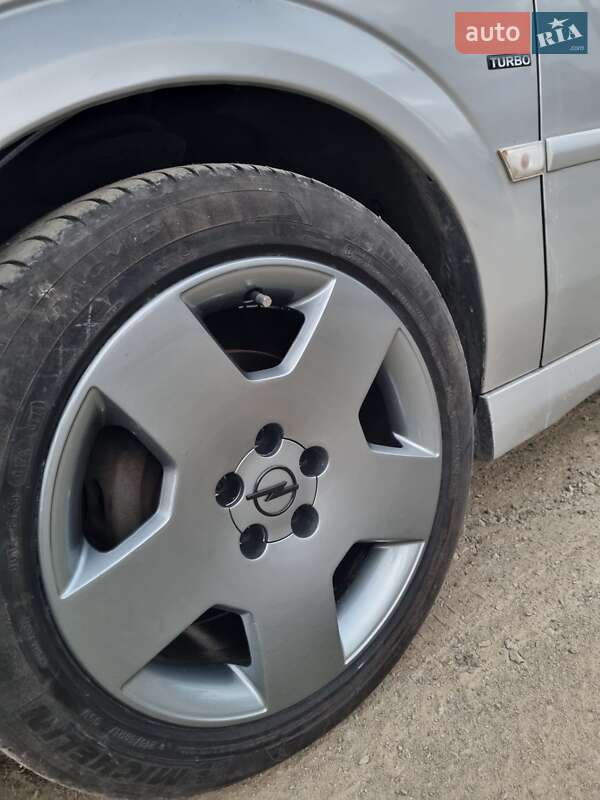 Лифтбек Opel Vectra 2003 в Николаеве фото 7 Лифтбек Opel Vectra 2003 в Николаеве