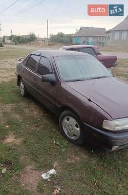 Седан Opel Vectra 1990 в Сараті