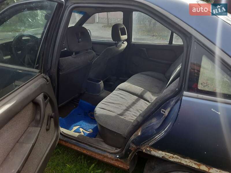 Седан Opel Vectra 1989 в Одессе