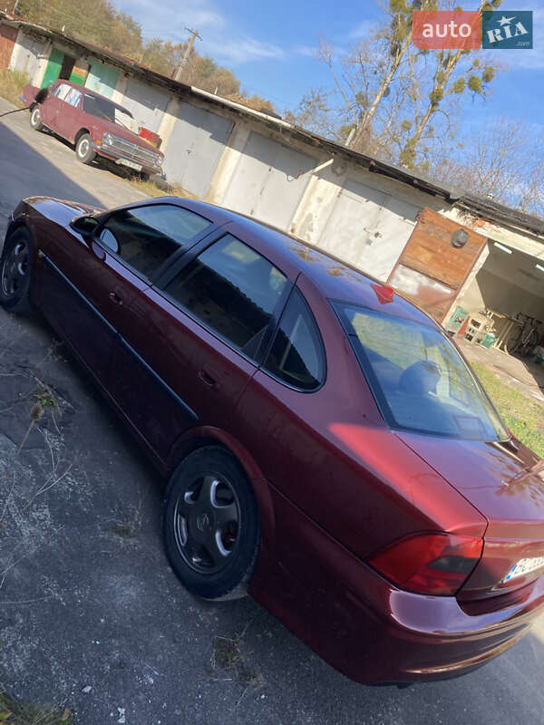 Седан Opel Vectra 1998 в Львове фото 6 Седан Opel Vectra 1998 в Львове
