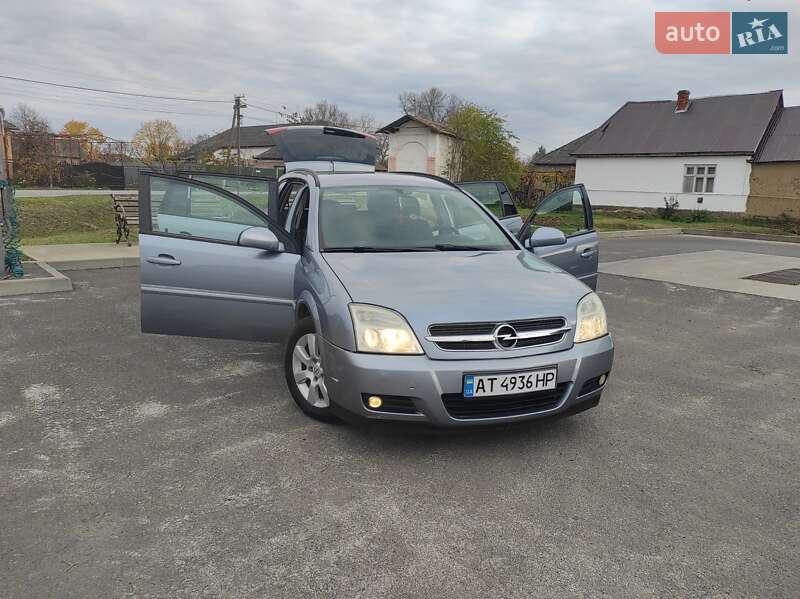 Універсал Opel Vectra 2004 в Виноградові
