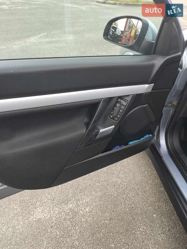 Універсал Opel Vectra 2004 в Виноградові