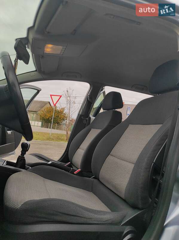 Універсал Opel Vectra 2004 в Виноградові