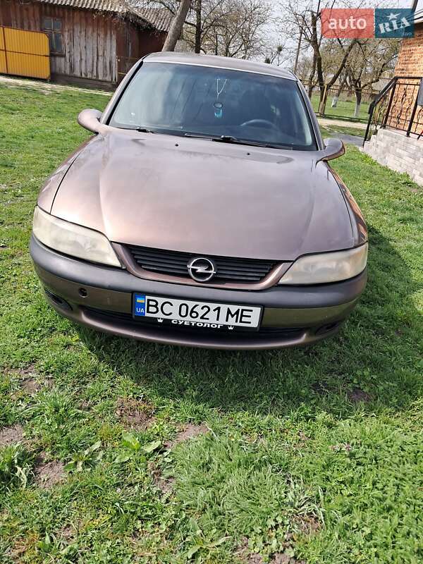 Седан Opel Vectra 1998 в Радехове фото 10 Седан Opel Vectra 1998 в Радехове