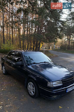 Седан Opel Vectra 1990 в Новомосковске