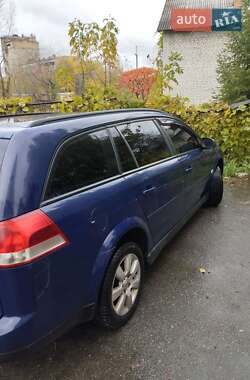 Универсал Opel Vectra 2004 в Иванкове
