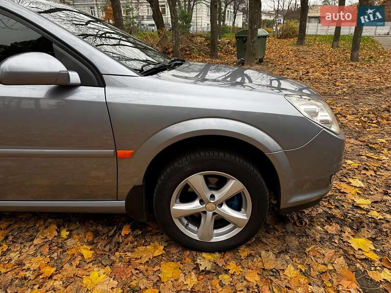 Седан Opel Vectra 2006 в Києві