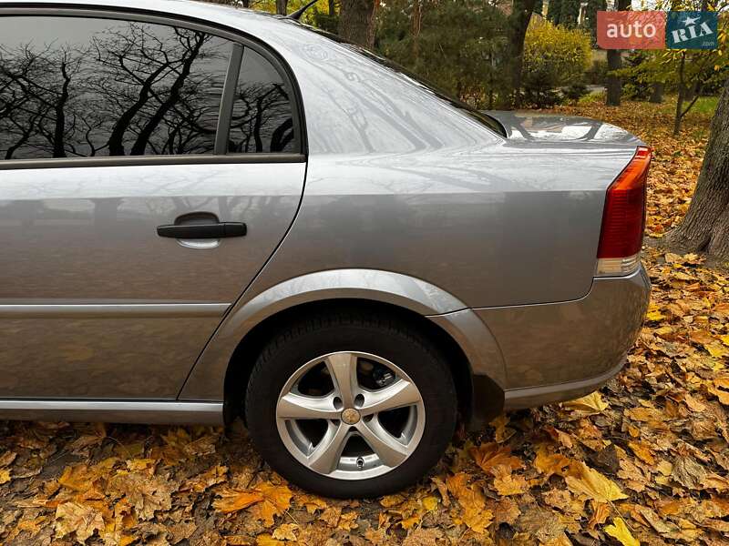 Седан Opel Vectra 2006 в Києві