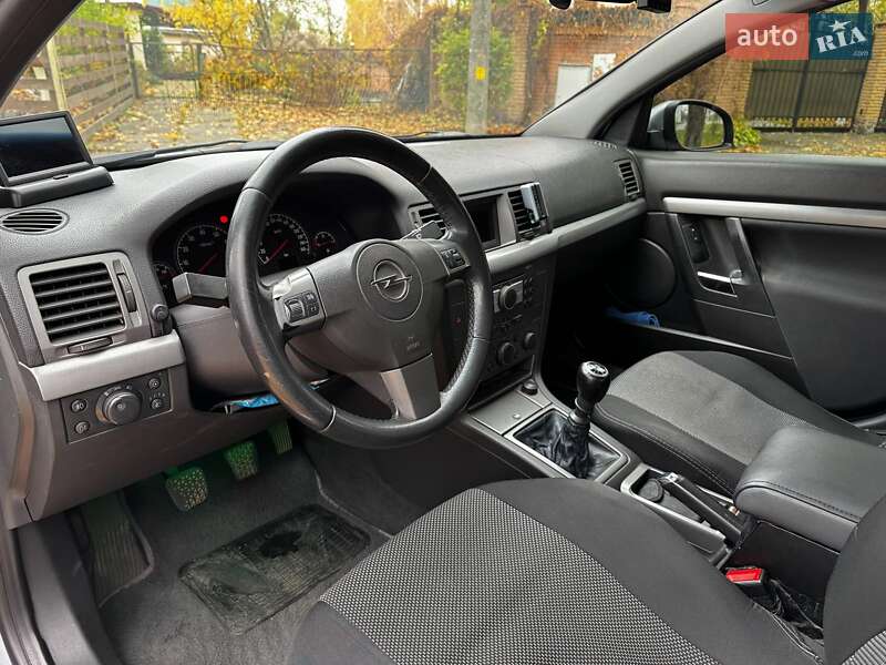 Седан Opel Vectra 2006 в Києві