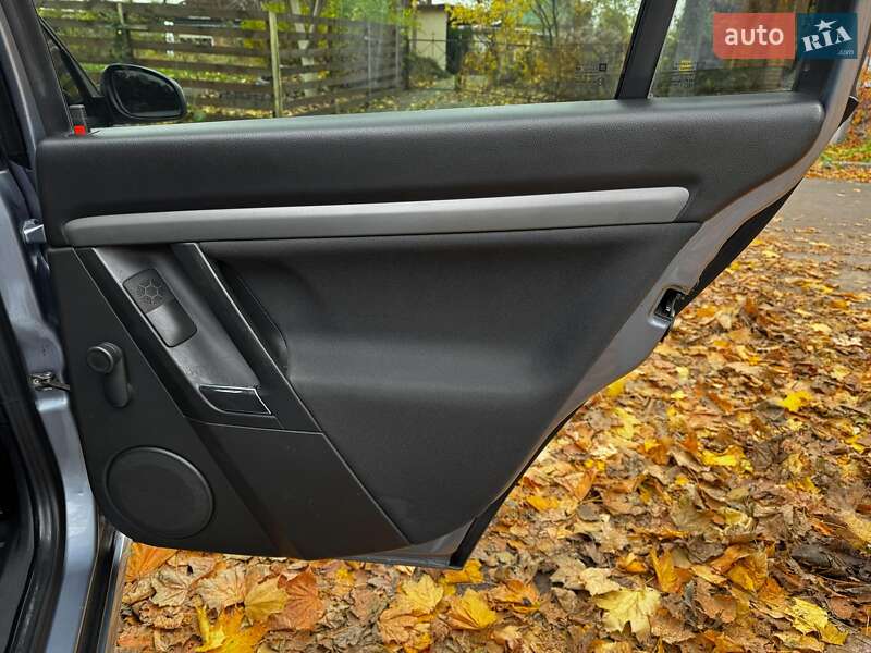 Седан Opel Vectra 2006 в Києві