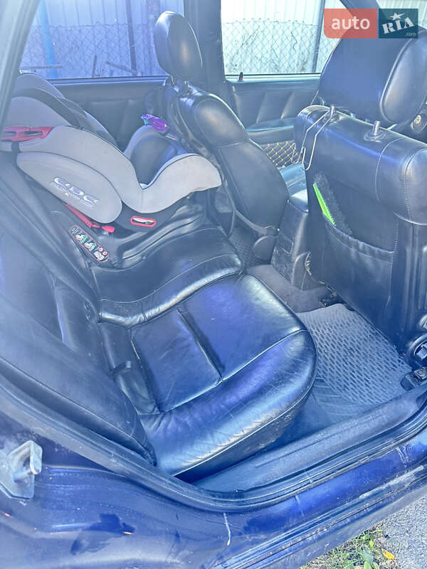 Седан Opel Vectra 1999 в Литине