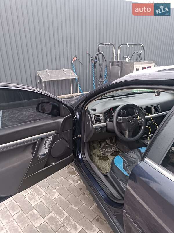 Универсал Opel Vectra 2006 в Ирпене