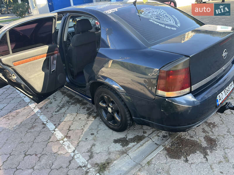 Седан Opel Vectra 2002 в Черновцах фото 8 Седан Opel Vectra 2002 в Черновцах