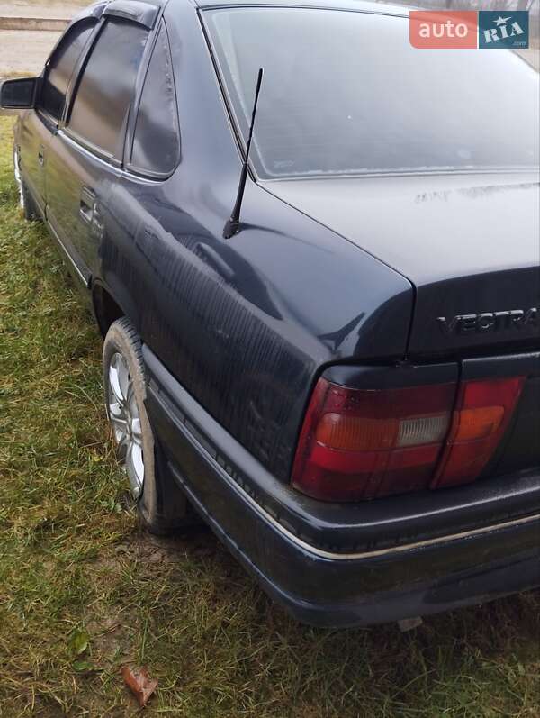 Седан Opel Vectra 1993 в Турке фото 6 Седан Opel Vectra 1993 в Турке