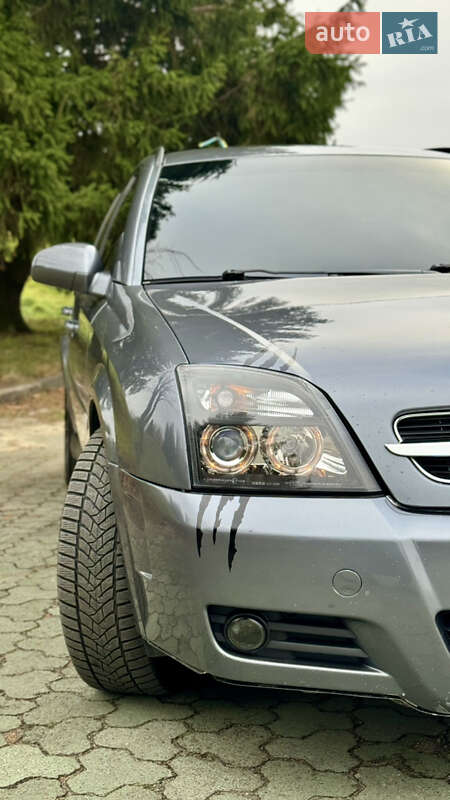 Универсал Opel Vectra 2005 в Дубно