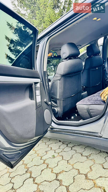 Универсал Opel Vectra 2005 в Дубно