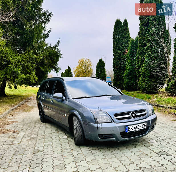 Универсал Opel Vectra 2005 в Дубно