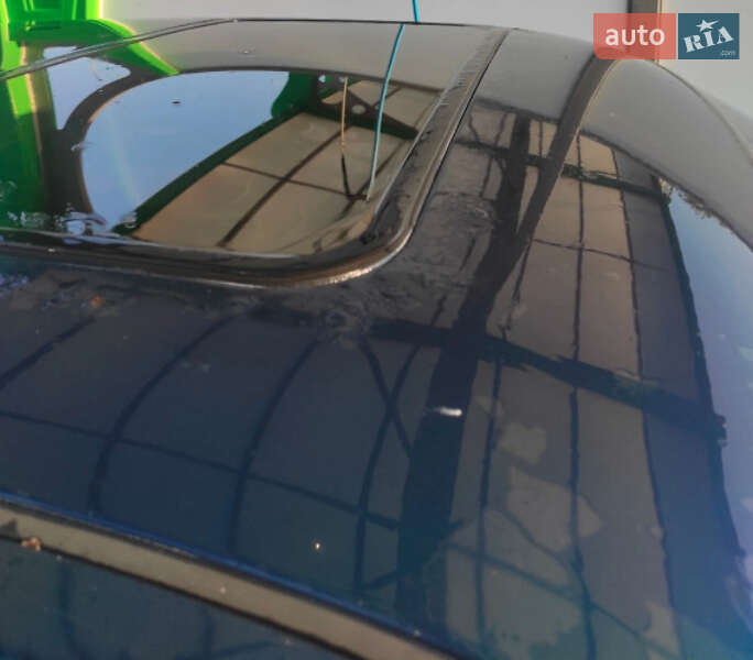 Седан Opel Vectra 1990 в Золочеві