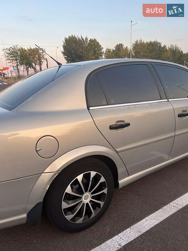 Седан Opel Vectra 2006 в Херсоне