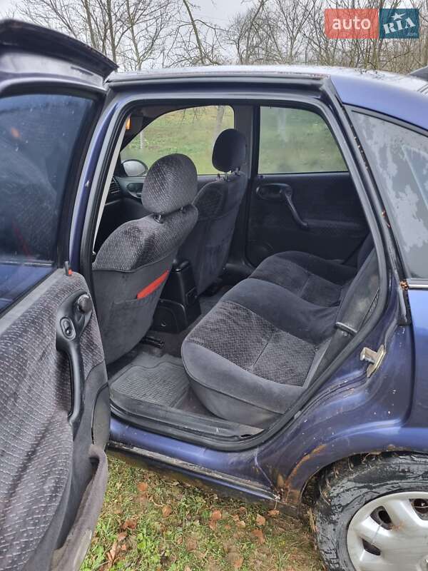 Седан Opel Vectra 1997 в Старом Самборе