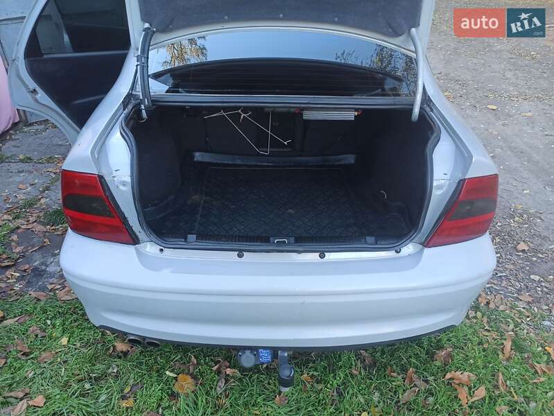 Седан Opel Vectra 1997 в Каменском