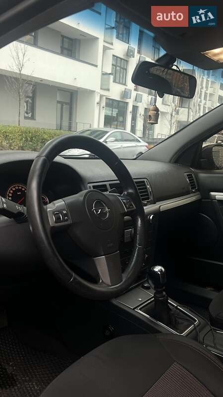 Седан Opel Vectra 2007 в Киеве