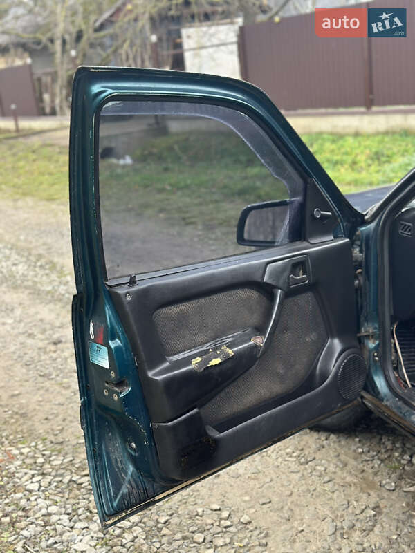 Седан Opel Vectra 1994 в Самборе