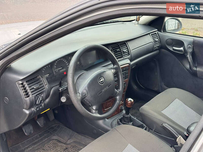 Универсал Opel Vectra 1999 в Николаеве фото 10 Универсал Opel Vectra 1999 в Николаеве