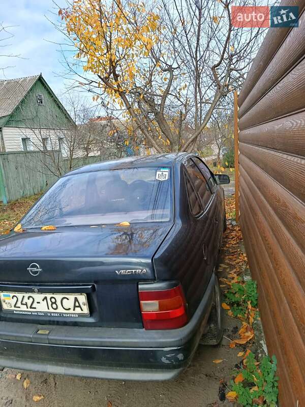 Седан Opel Vectra 1992 в Сумах