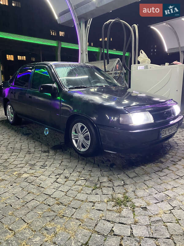 Седан Opel Vectra 1990 в Хмельницком