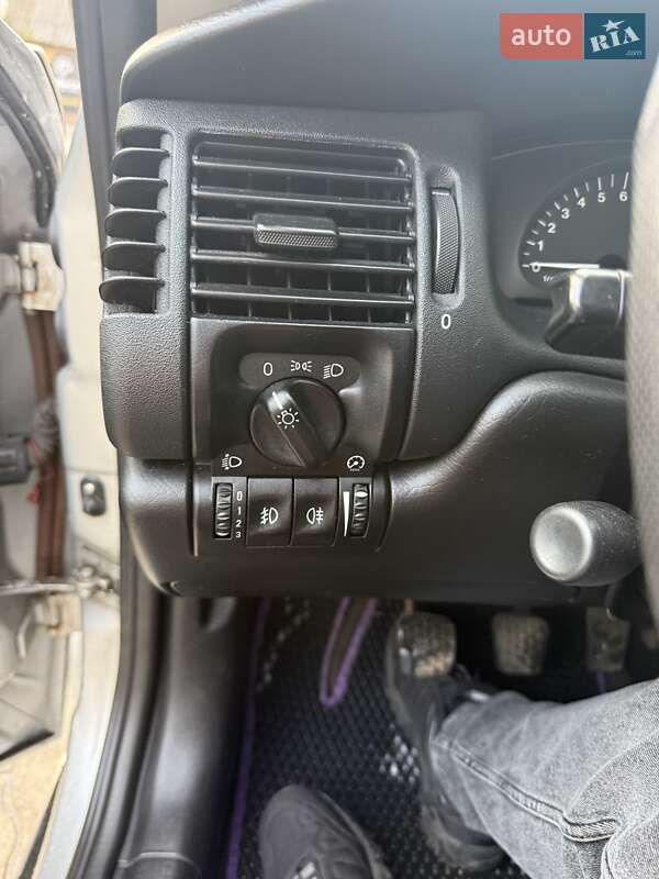 Ліфтбек Opel Vectra 2000 в Володимирі фото 15 Ліфтбек Opel Vectra 2000 в Володимирі