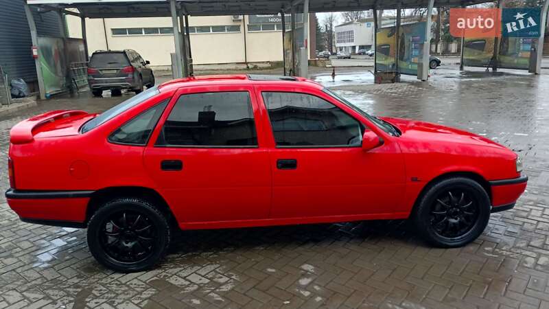 Седан Opel Vectra 1990 в Бершади фото 7 Седан Opel Vectra 1990 в Бершади