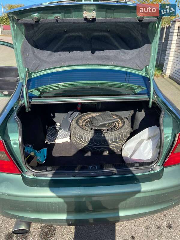 Седан Opel Vectra 1999 в Житомире