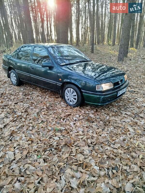 Седан Opel Vectra 1995 в Дубно