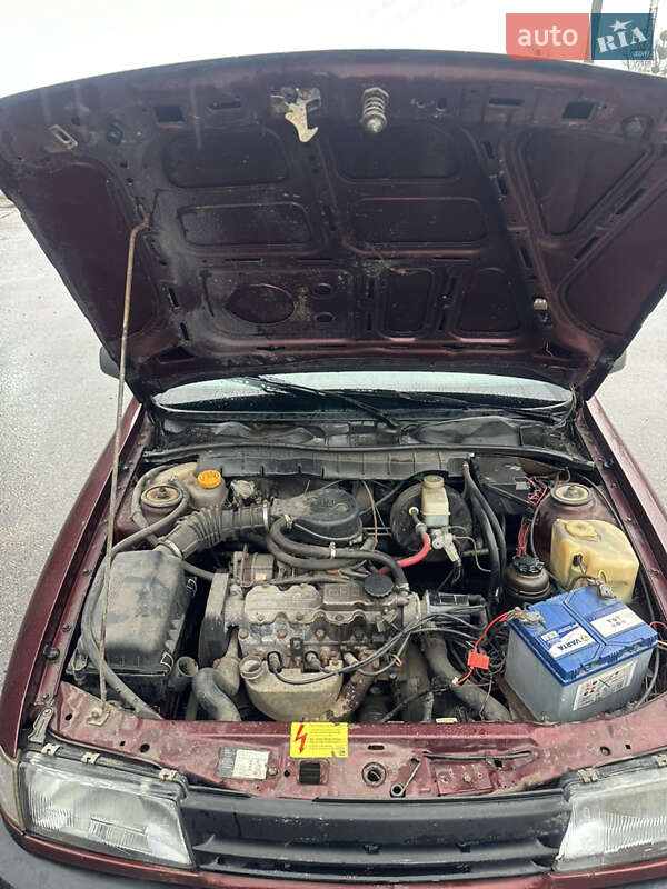 Седан Opel Vectra 1989 в Новой Водолаге фото 16 Седан Opel Vectra 1989 в Новой Водолаге