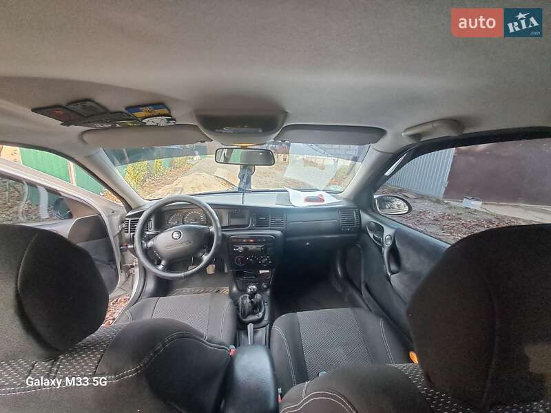 Седан Opel Vectra 2000 в Волковинцы фото 15 Седан Opel Vectra 2000 в Волковинцы