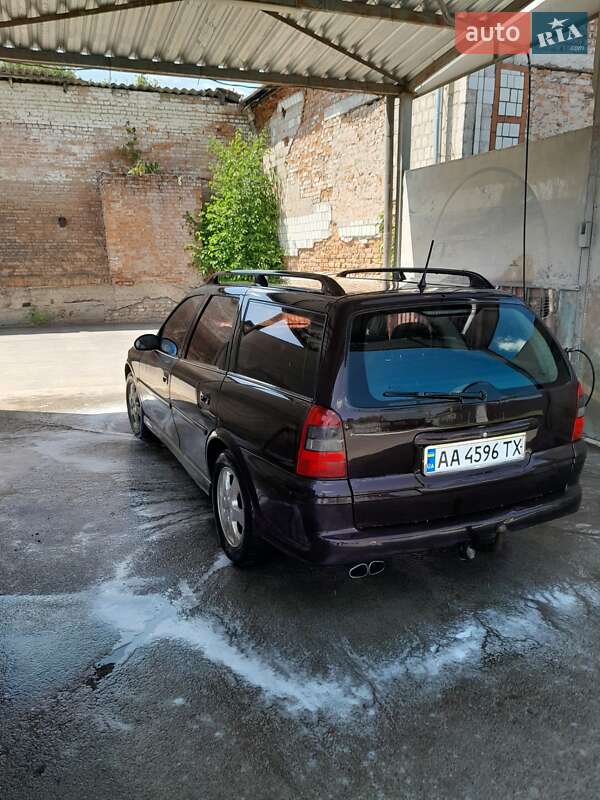 Універсал Opel Vectra 2002 в Гайсину