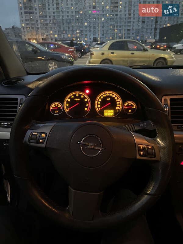 Седан Opel Vectra 2007 в Киеве фото 10 Седан Opel Vectra 2007 в Киеве