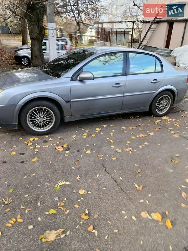 Седан Opel Vectra 2005 в Одесі