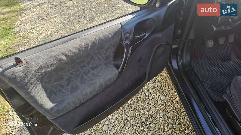 Седан Opel Vectra 1997 в Стрые