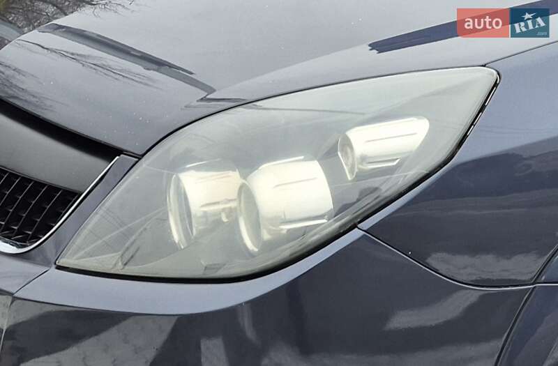 Седан Opel Vectra 2007 в Киеве