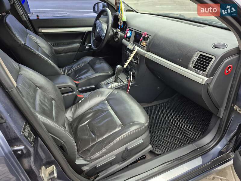 Седан Opel Vectra 2007 в Киеве