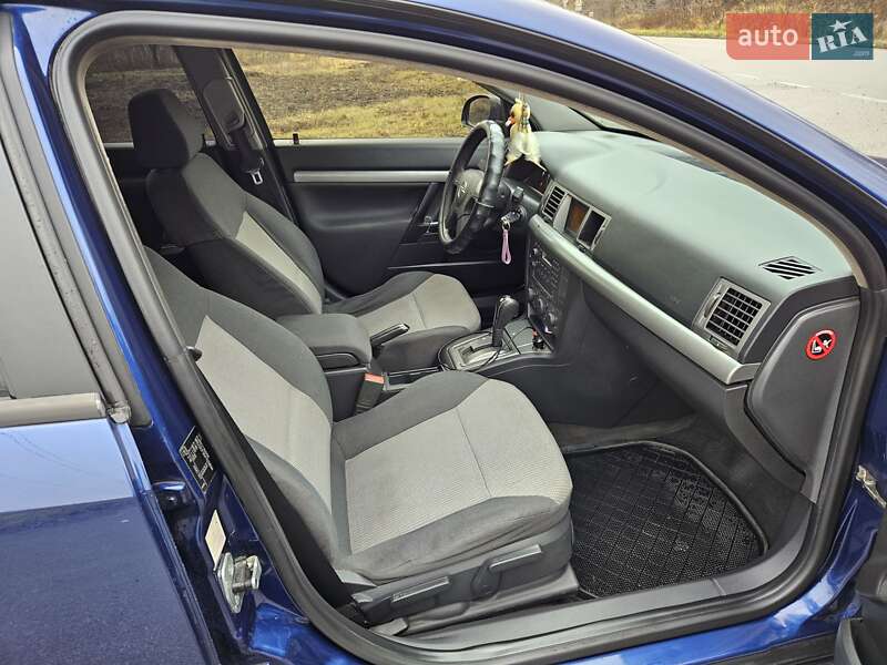 Универсал Opel Vectra 2003 в Обухове фото 22 Универсал Opel Vectra 2003 в Обухове