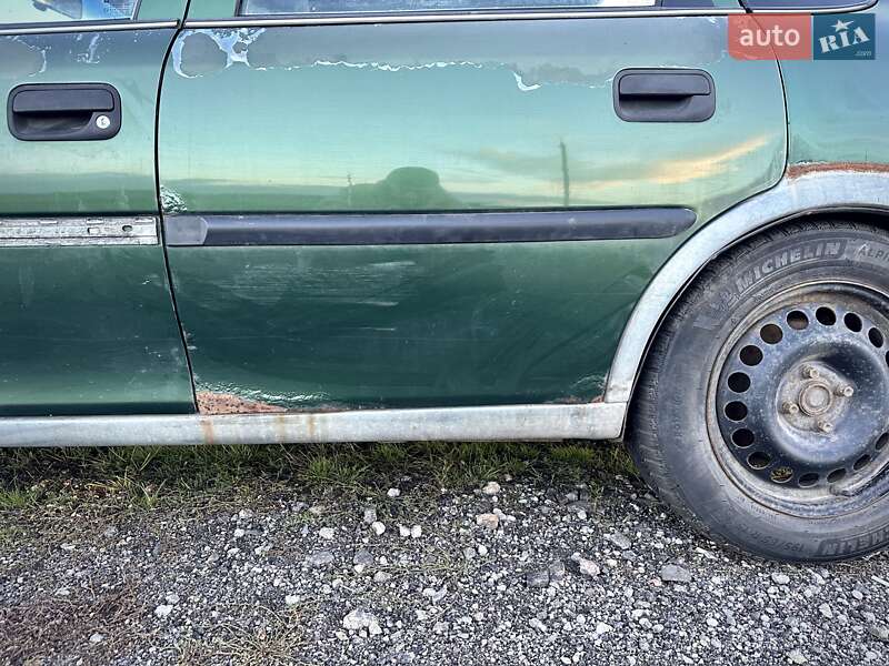 Седан Opel Vectra 1997 в Черкассах