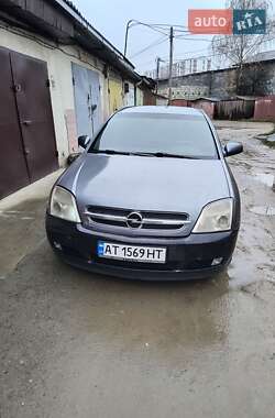 Седан Opel Vectra 2005 в Ивано-Франковске