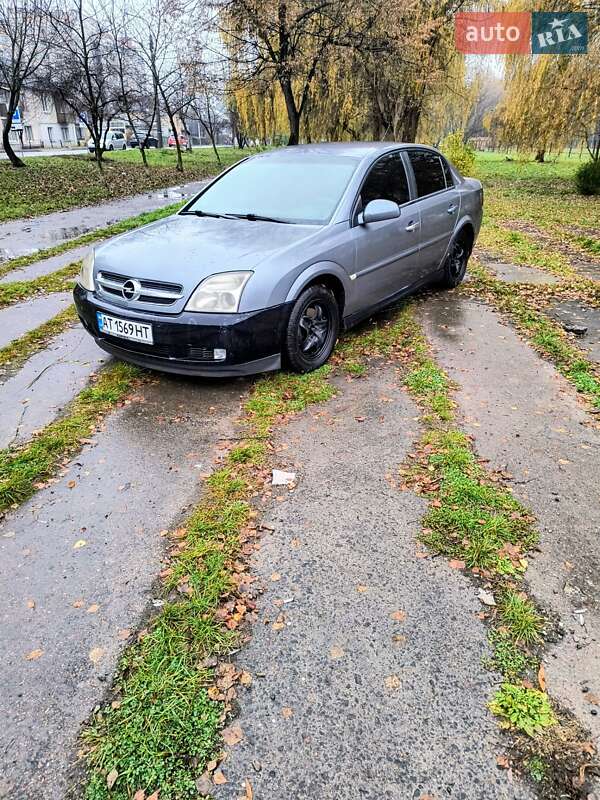 Седан Opel Vectra 2005 в Ивано-Франковске