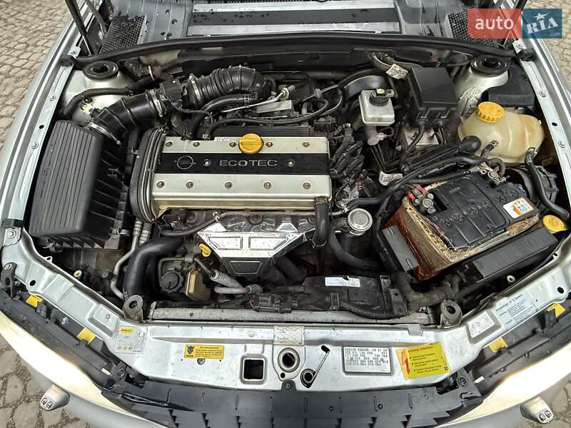 Ліфтбек Opel Vectra 2000 в Кропивницькому